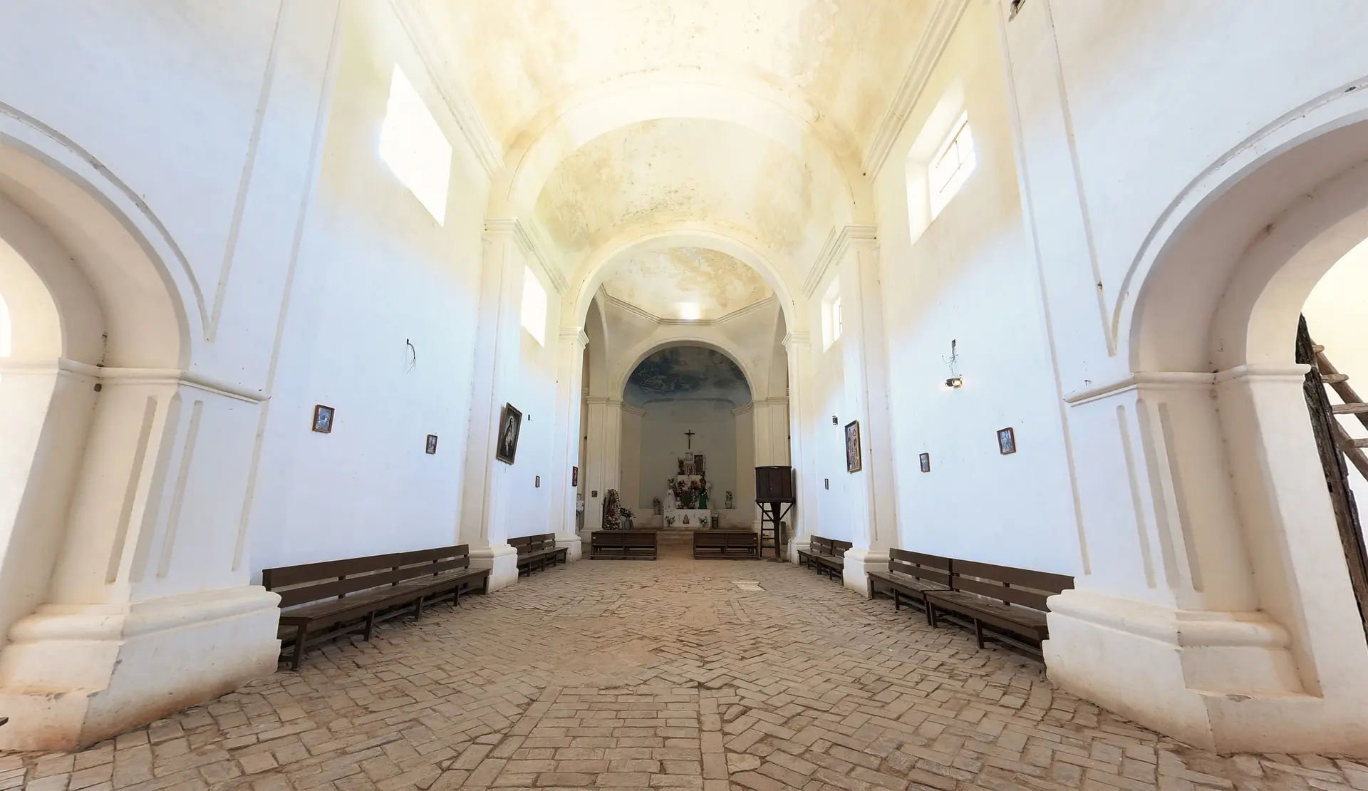 San Angel Custodio Interior