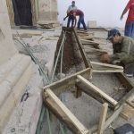 Habilitado de cimbra en escalones del presbiterio