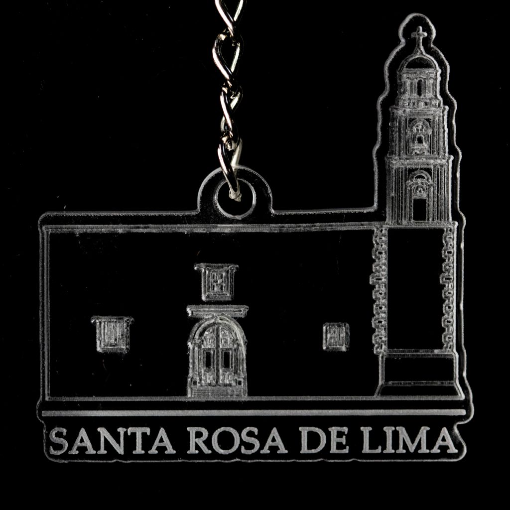 Llavero con la silueta de un edificio y el texto "Santa Rosa de Lima"